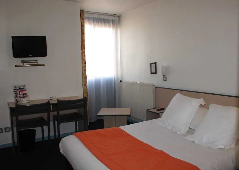 The Originals City Hotel, Aeroport Бове Отель