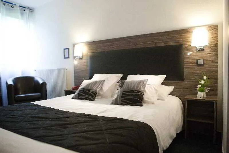 Отель The Originals City Hotel, Aeroport Бове